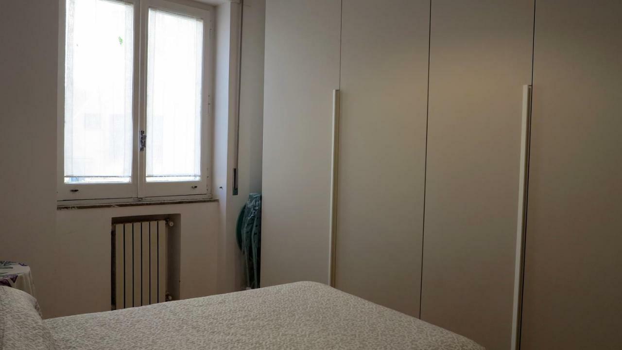 Spacious Panoramic Apartment - Half Way Center-Vomero District Nápoly Kültér fotó